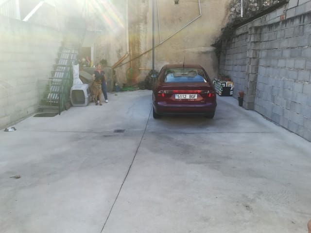 Casa de 3 habitaciones en Martos en venta con garaje - 75.000 € (Ref: 6091166)