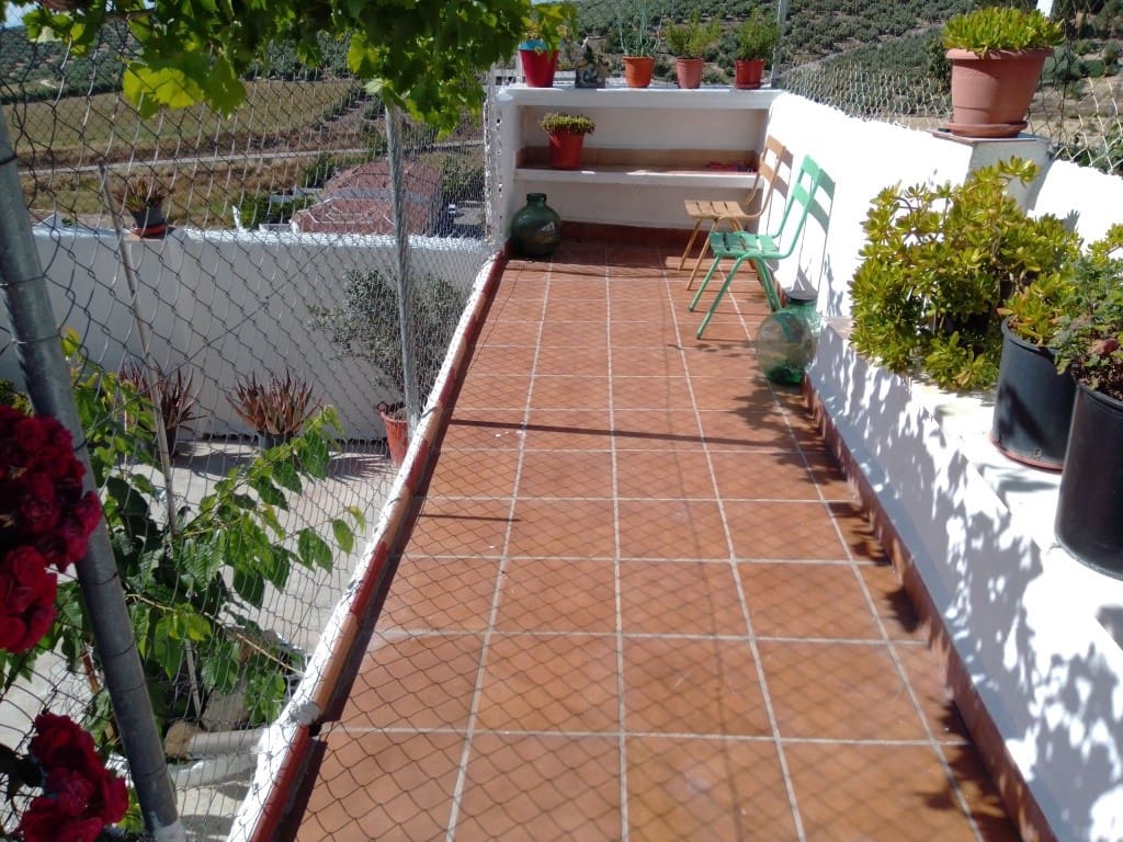 4 slaapkamer Huis te koop in Martos - € 126.000 (Ref: 6149886)