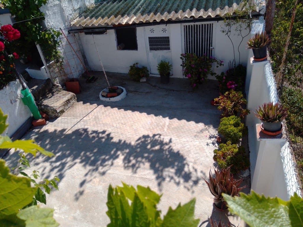 4 slaapkamer Huis te koop in Martos - € 126.000 (Ref: 6149886)