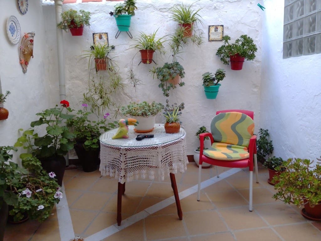 4 slaapkamer Huis te koop in Martos - € 126.000 (Ref: 6149886)