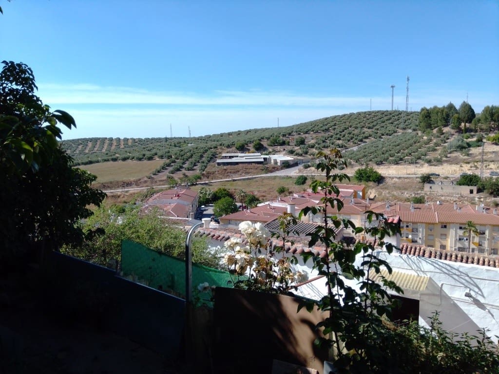 4 slaapkamer Huis te koop in Martos - € 126.000 (Ref: 6149886)