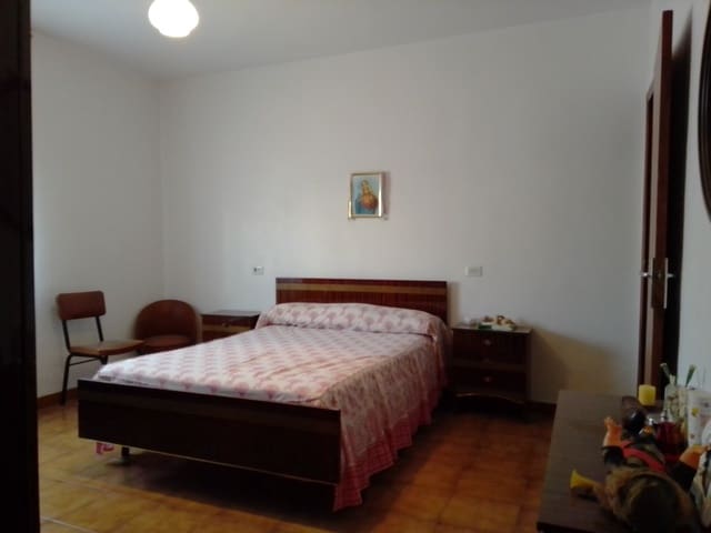 6 soveværelse Byhus til salg i Bobadilla de Alcaudete, Alcaudete med garage - € 119.500 (Ref: 6266441)