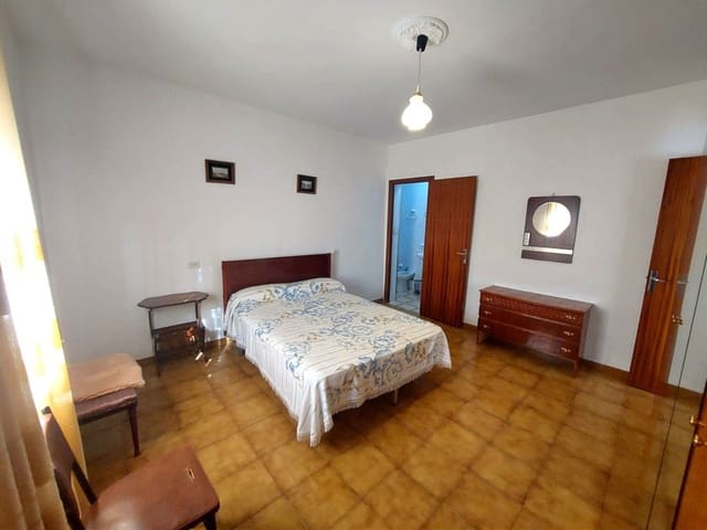 6 sypialnia Dom na sprzedaż w Bobadilla de Alcaudete, Alcaudete z garażem - 93 000 € (Ref: 6266441)