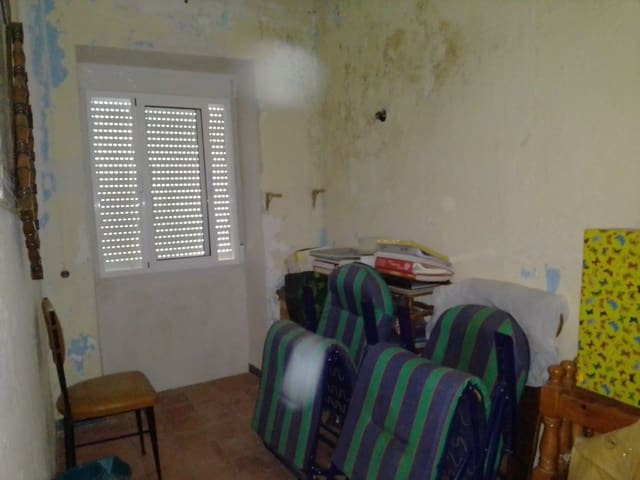 4 quarto Casa em Banda para venda em Las Casillas de Martos, Martos - 85 000 € (Ref: 6390563)