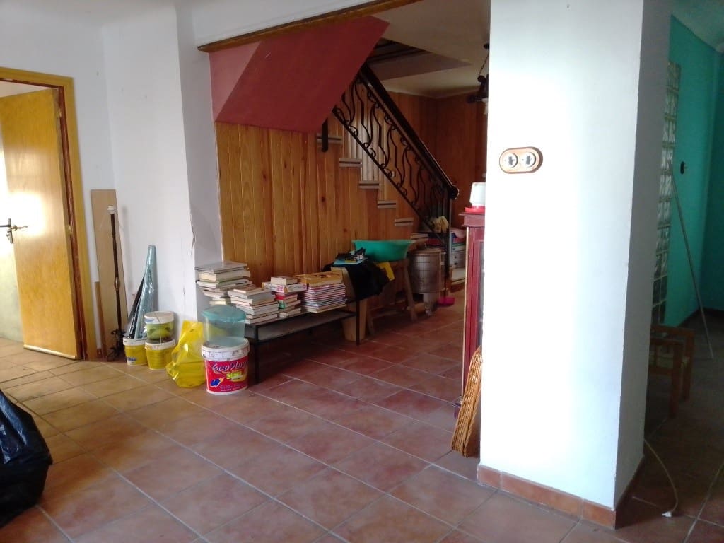 4 bedroom Townhouse for sale in Alcaudete with pool garage - € 50,000 (Ref: 6582423)