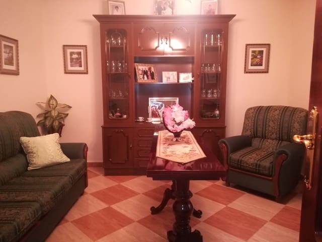 4 chambre Maison de Ville à vendre à Martos - 96 000 € (Ref: 6619495)