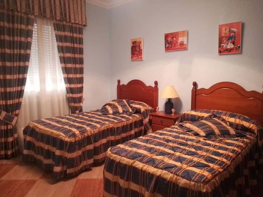 4 chambre Maison de Ville à vendre à Martos - 96 000 € (Ref: 6619495)