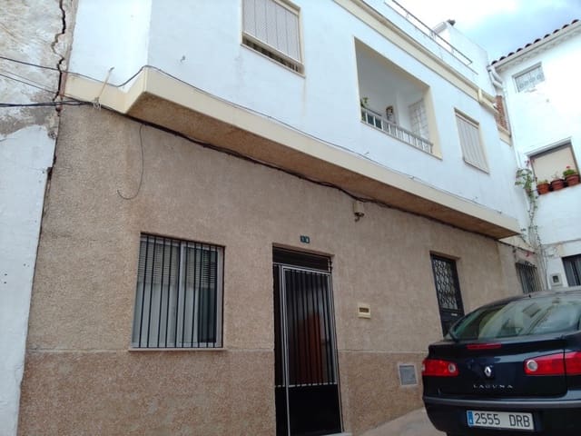 4 chambre Maison de Ville à vendre à Martos - 78 000 € (Ref: 6879428)