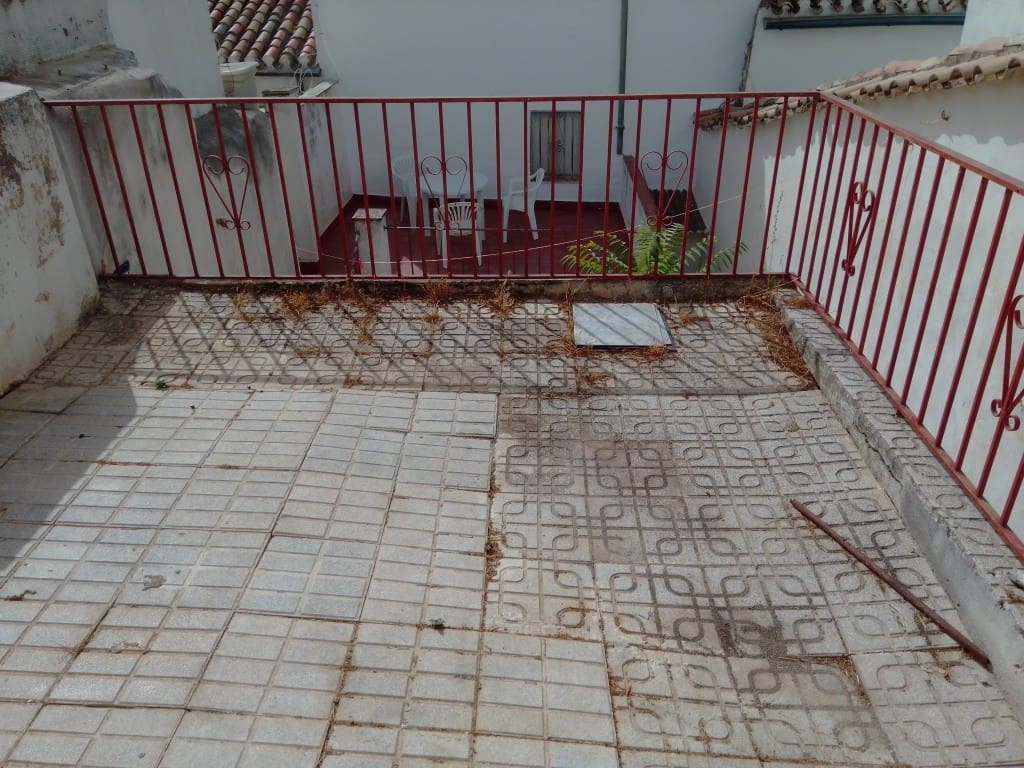 3 soveværelse Byhus til salg i Martos med swimmingpool - € 45.000 (Ref: 7130607)