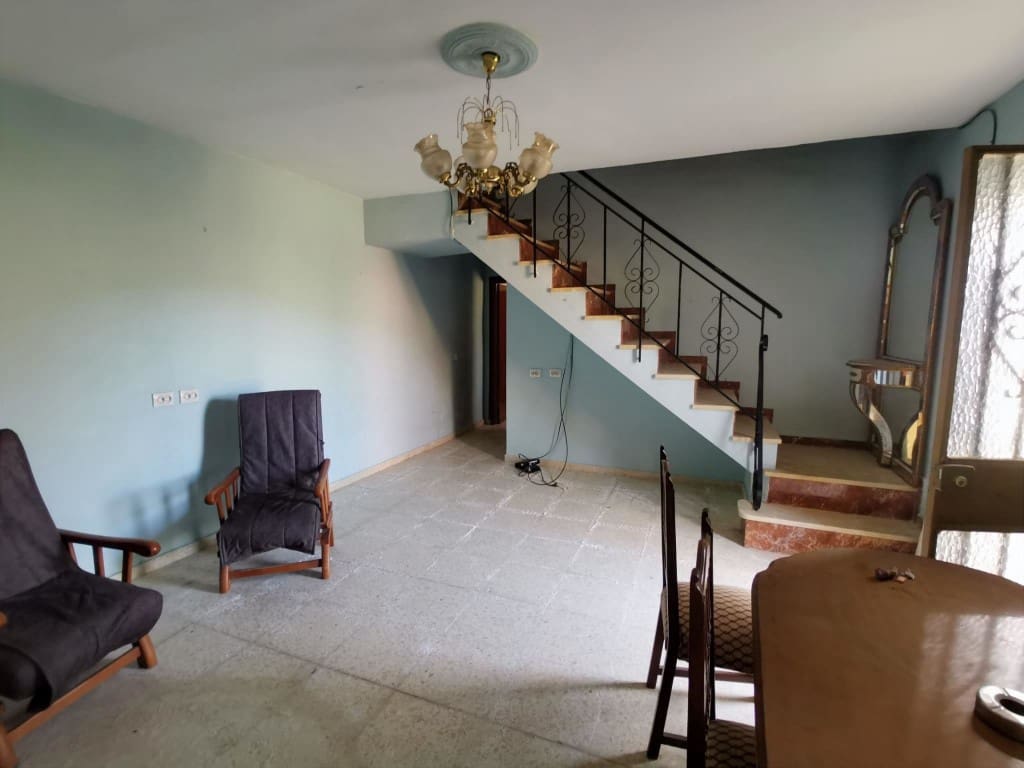 4 bedroom Finca/Country House for sale in Sabariego with garage - € 69,000 (Ref: 7622683)