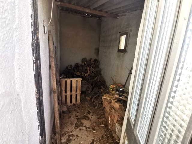 4 soveværelse Finca/Landehus til salg i Sabariego, Alcaudete med garage - € 69.000 (Ref: 7622683)