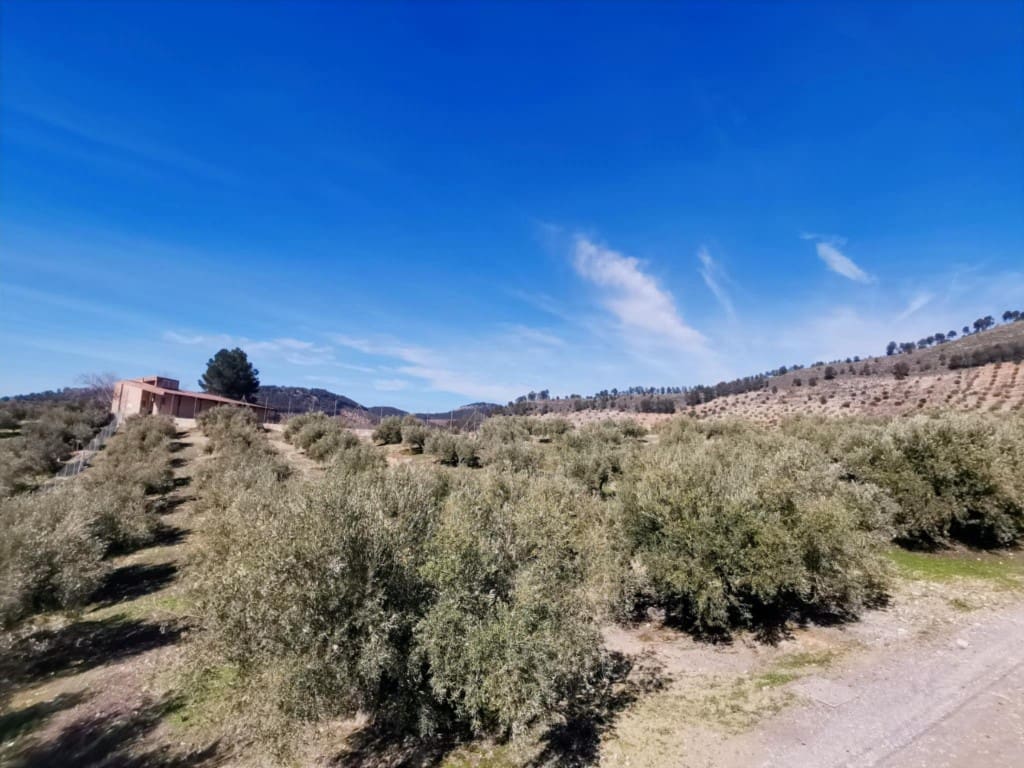 4 bedroom Finca/Country House for sale in Sabariego with garage - € 69,000 (Ref: 7622683)