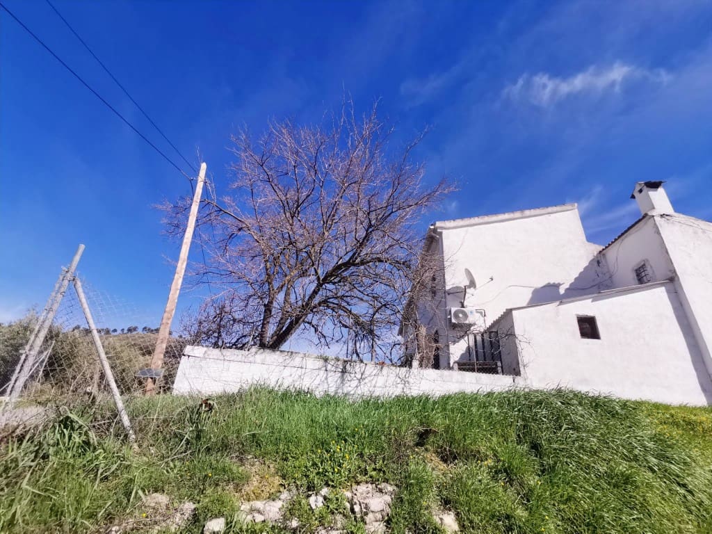 4 bedroom Finca/Country House for sale in Sabariego with garage - € 69,000 (Ref: 7622683)