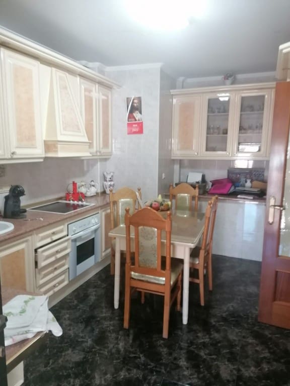 3 camera da letto Commerciale in vendita in Martos - 120.000 € (Rif: 7666211)