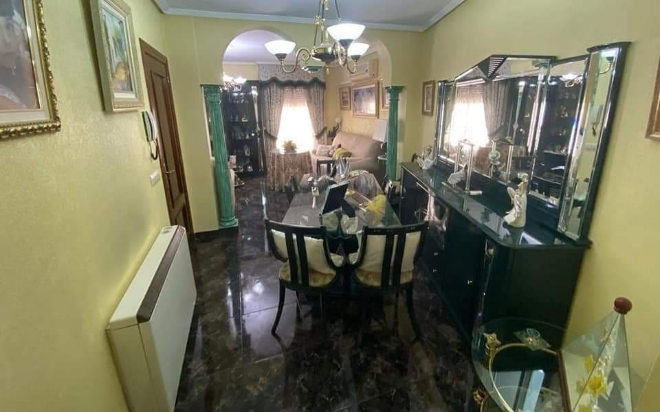 3 camera da letto Commerciale in vendita in Martos - 120.000 € (Rif: 7666211)