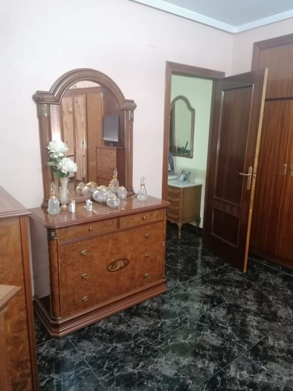 3 camera da letto Commerciale in vendita in Martos - 120.000 € (Rif: 7666211)