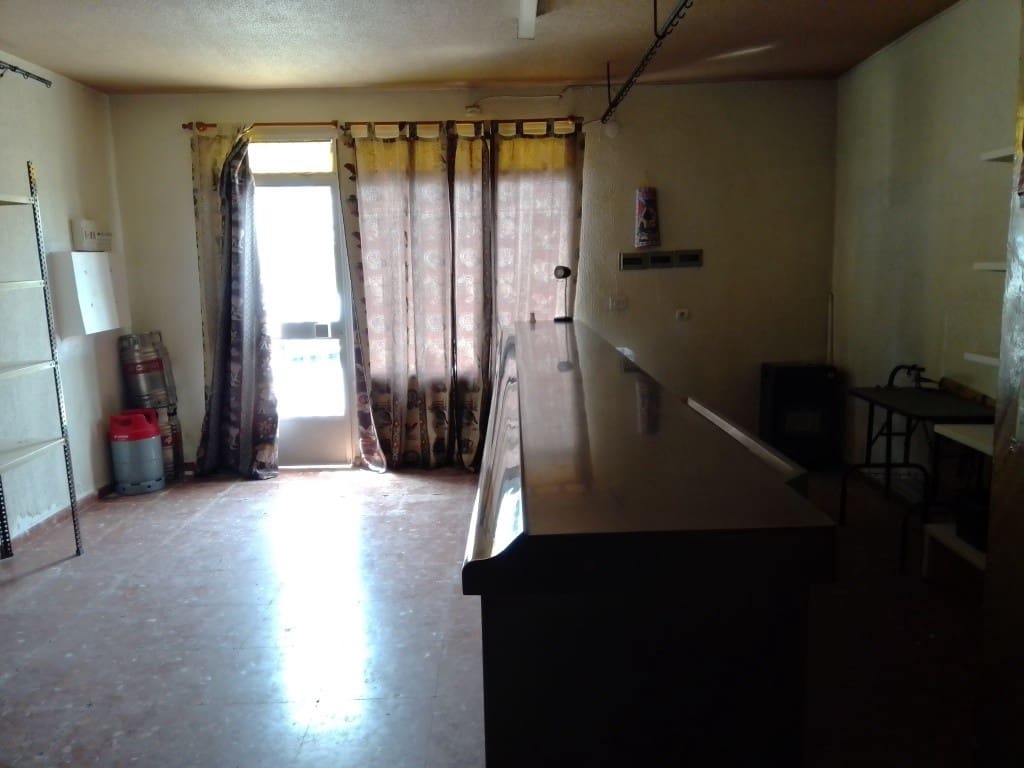 2 sovrum Restaurang/Bar till salu i Castillo de Locubin - 39 000 € (Ref: 7696262)