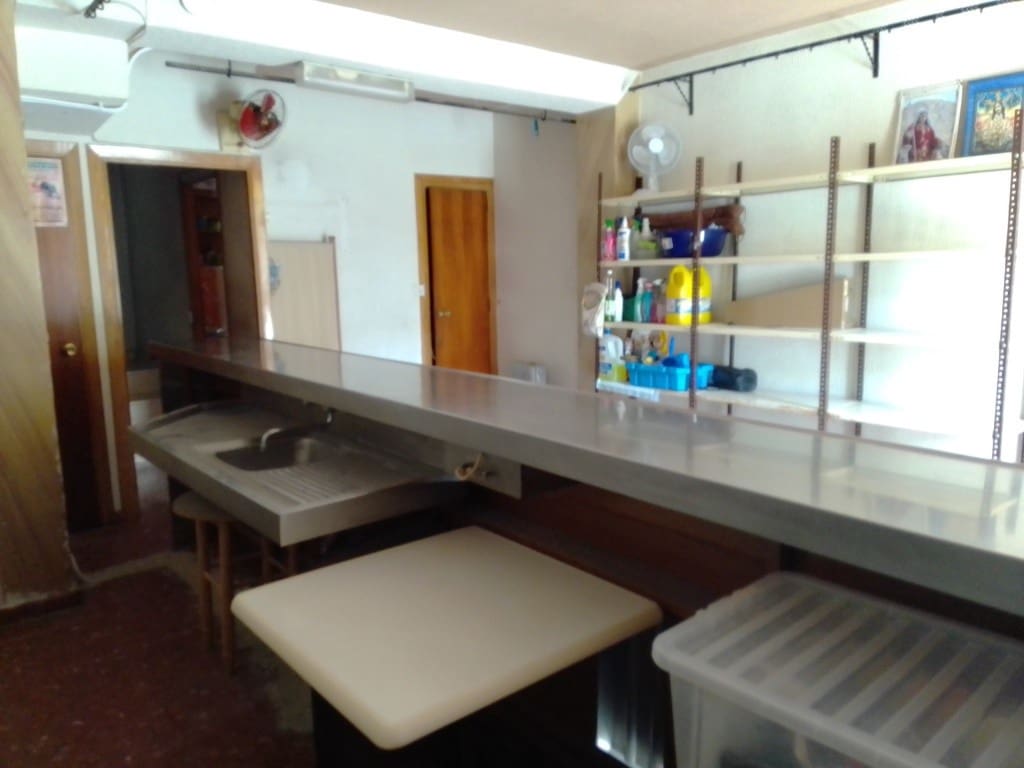 2 sovrum Restaurang/Bar till salu i Castillo de Locubin - 39 000 € (Ref: 7696262)