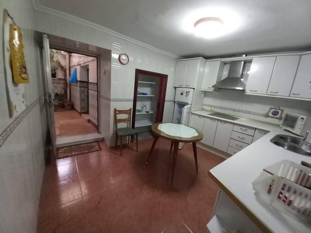 3 makuuhuone Omakotitalo myytävänä paikassa Martos - 60 000 € (Ref: 7797648)