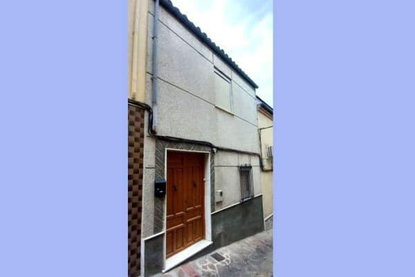 3 makuuhuone Omakotitalo myytävänä paikassa Martos - 60 000 € (Ref: 7797648)