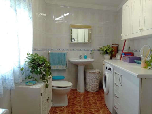 4 soveværelse Byhus til salg i Martos - € 99.000 (Ref: 7891318)