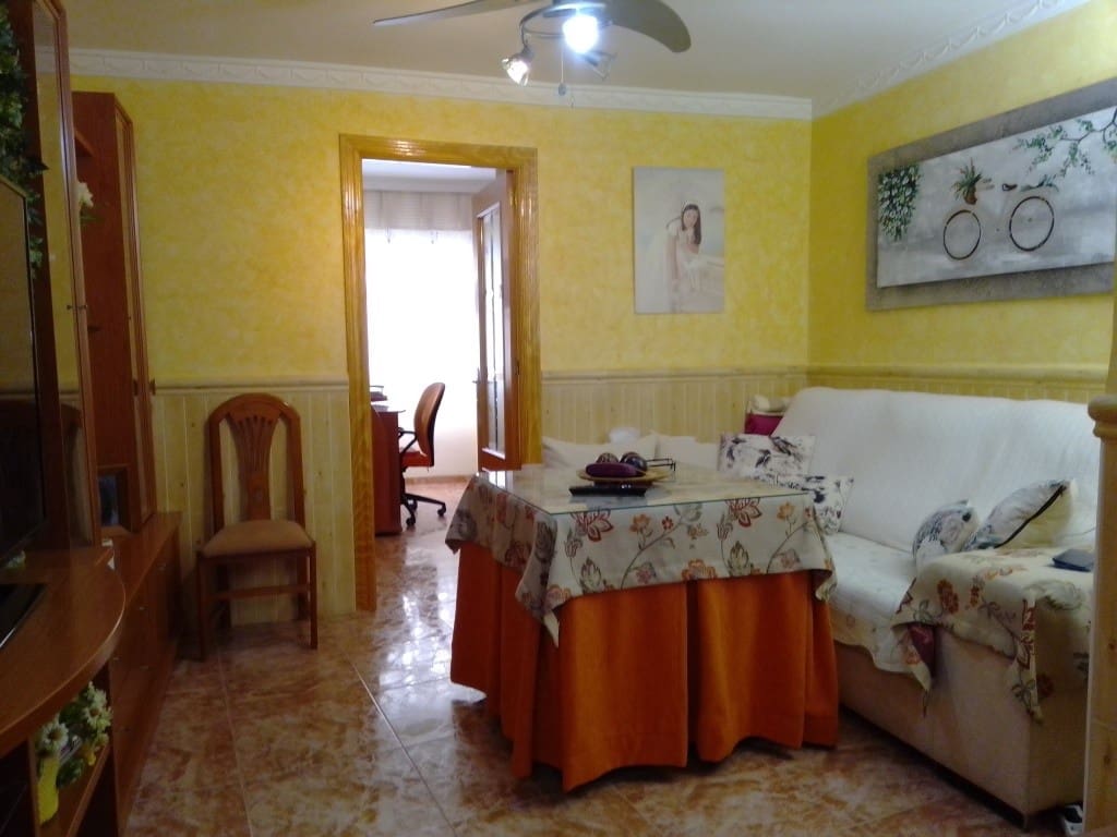 4 soveværelse Byhus til salg i Martos - € 99.000 (Ref: 7891318)