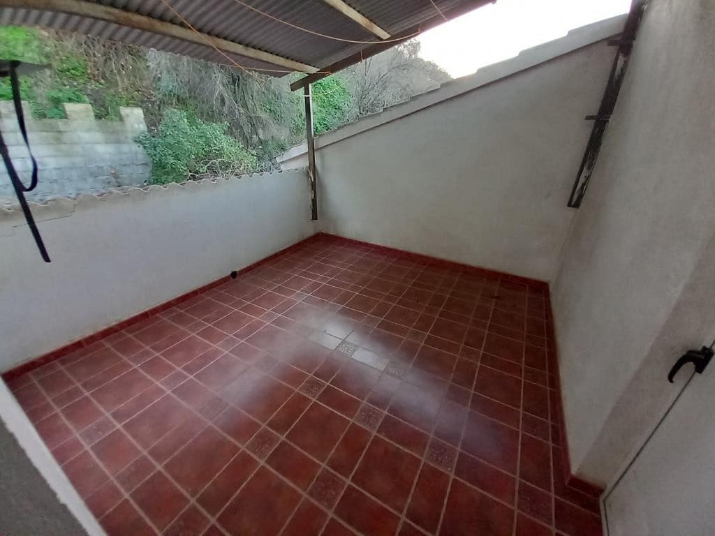 4 soveværelse Byhus til salg i Martos med garage - € 57.000 (Ref: 8005974)