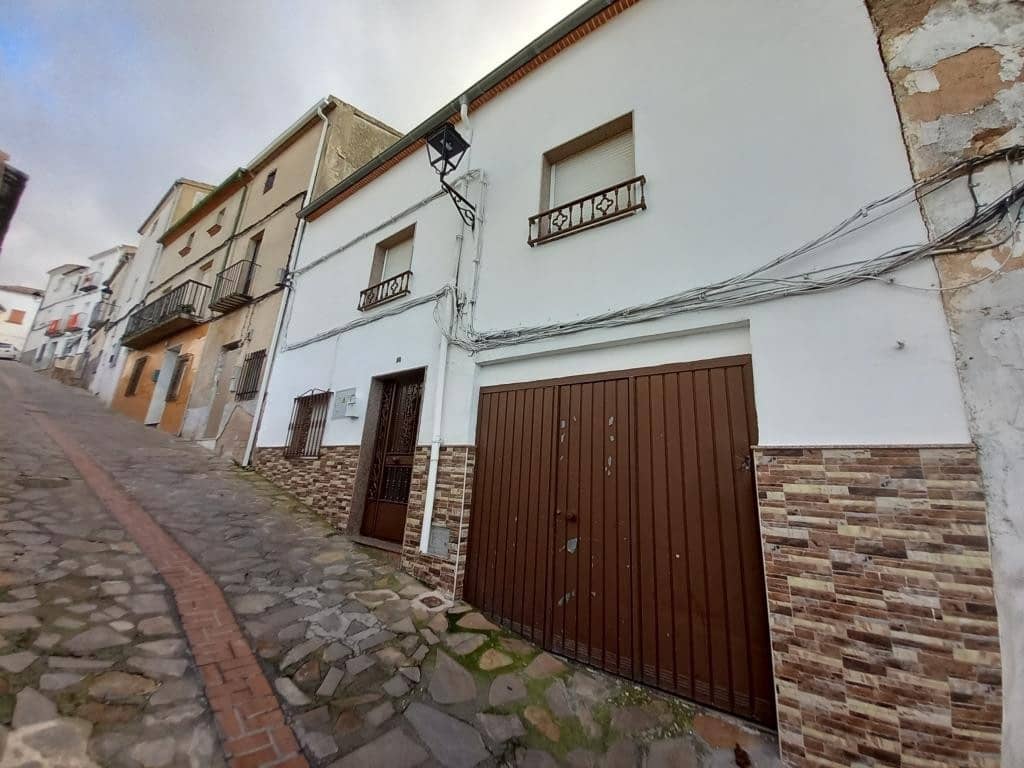 4 soveværelse Byhus til salg i Martos med garage - € 57.000 (Ref: 8005974)