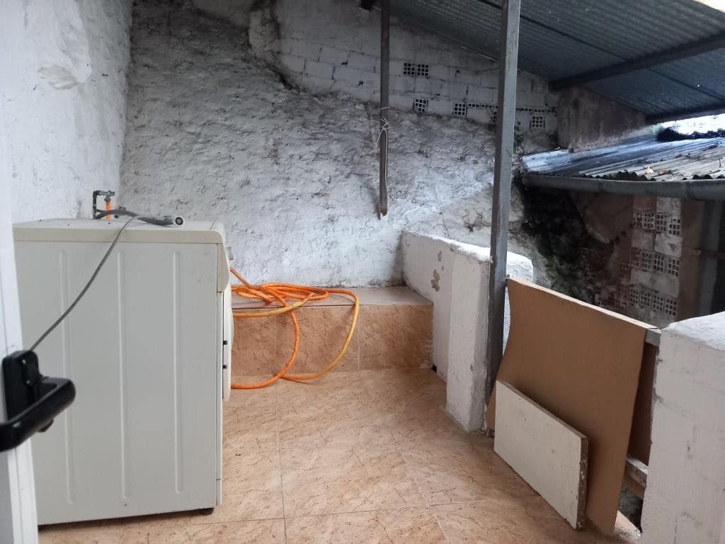 4 soveværelse Byhus til salg i Martos med garage - € 57.000 (Ref: 8005974)