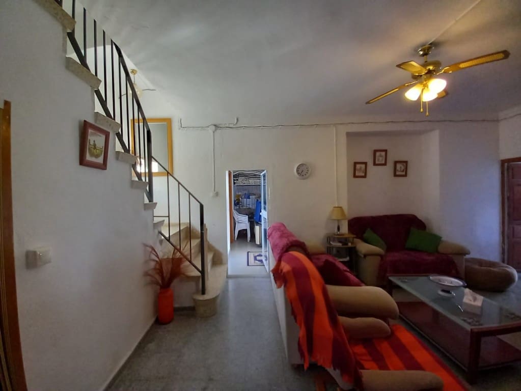 4 soveværelse Byhus til salg i Sileras - € 85.000 (Ref: 8133725)