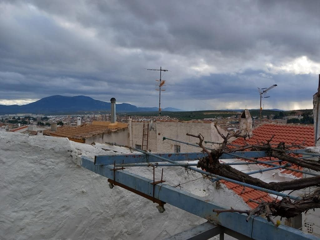 3 soverom Hus til salgs i Martos - € 48 000 (Ref: 8290025)