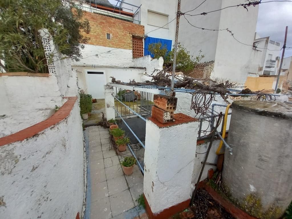 3 soverom Hus til salgs i Martos - € 48 000 (Ref: 8290025)