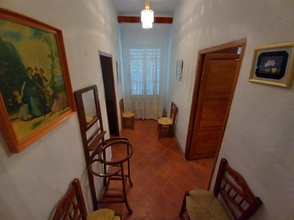 5 bedroom Townhouse for sale in Martos - € 79,000 (Ref: 8290072)