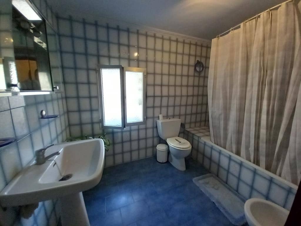 5 bedroom Townhouse for sale in Martos - € 79,000 (Ref: 8290072)