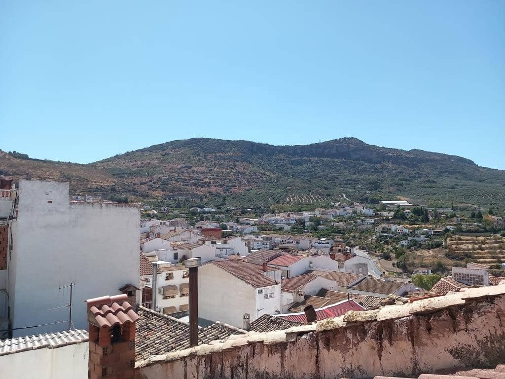 3 soveværelse Byhus til salg i Castillo de Locubin - € 47.000 (Ref: 8529029)