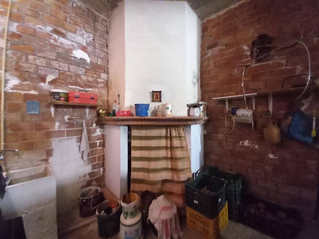 3 soveværelse Byhus til salg i Castillo de Locubin - € 47.000 (Ref: 8529029)