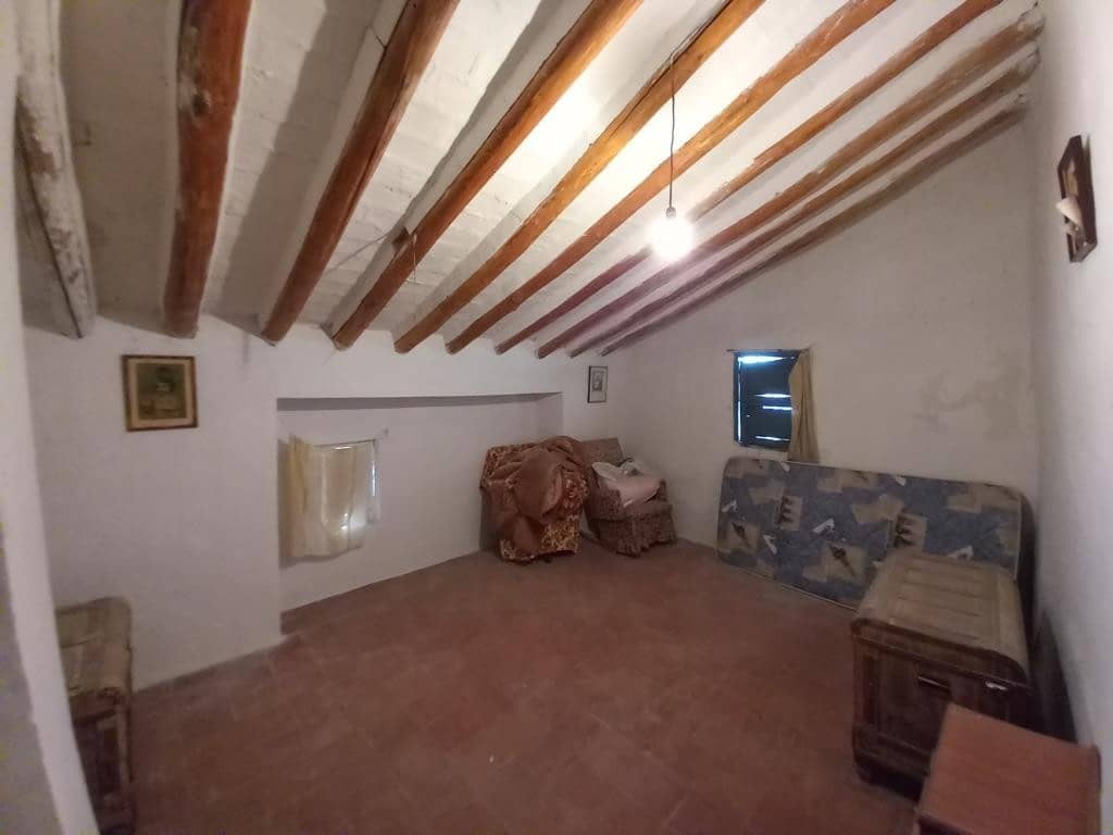 5 soverom Hus til salgs i Martos - € 33 000 (Ref: 8529085)