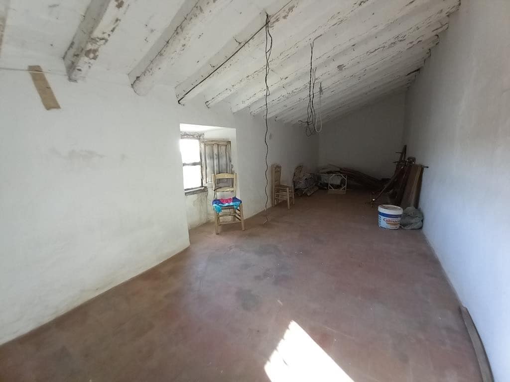 5 soverom Hus til salgs i Martos - € 33 000 (Ref: 8529085)