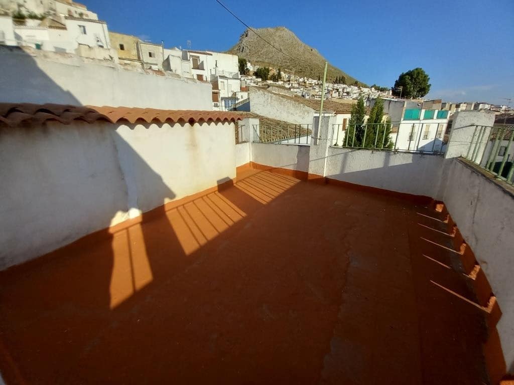 5 soverom Hus til salgs i Martos - € 33 000 (Ref: 8529085)