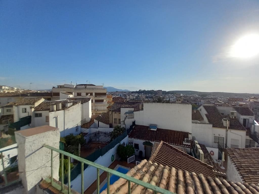 5 soverom Hus til salgs i Martos - € 33 000 (Ref: 8529085)