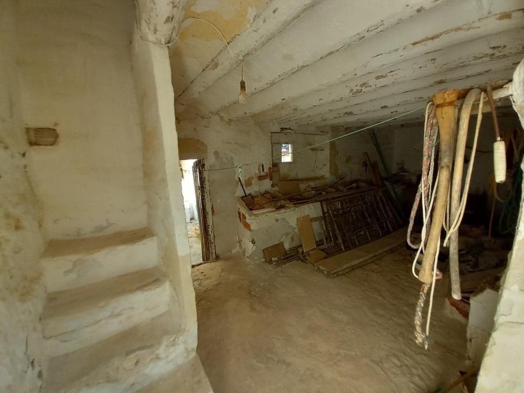 5 soverom Hus til salgs i Martos - € 33 000 (Ref: 8529085)