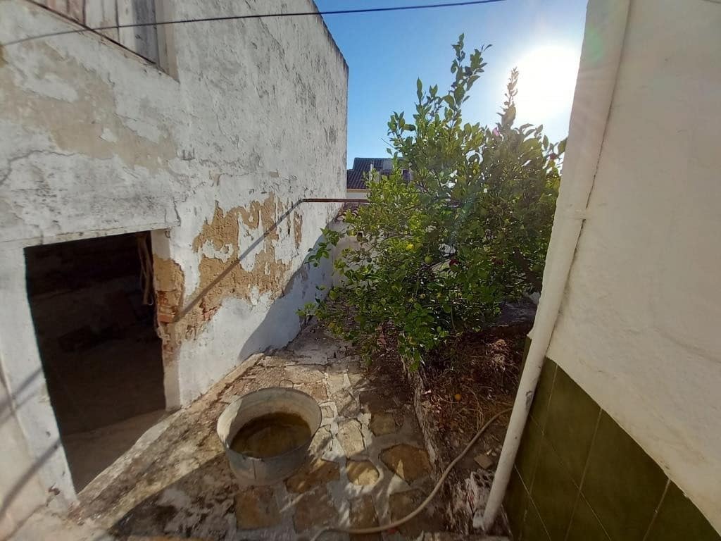 5 soverom Hus til salgs i Martos - € 33 000 (Ref: 8529085)