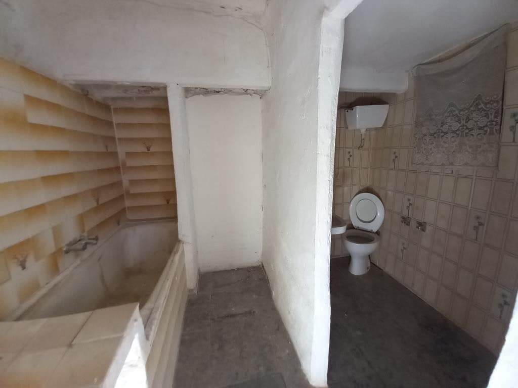 3 bedroom Townhouse for sale in Martos - € 15,000 (Ref: 8563066)