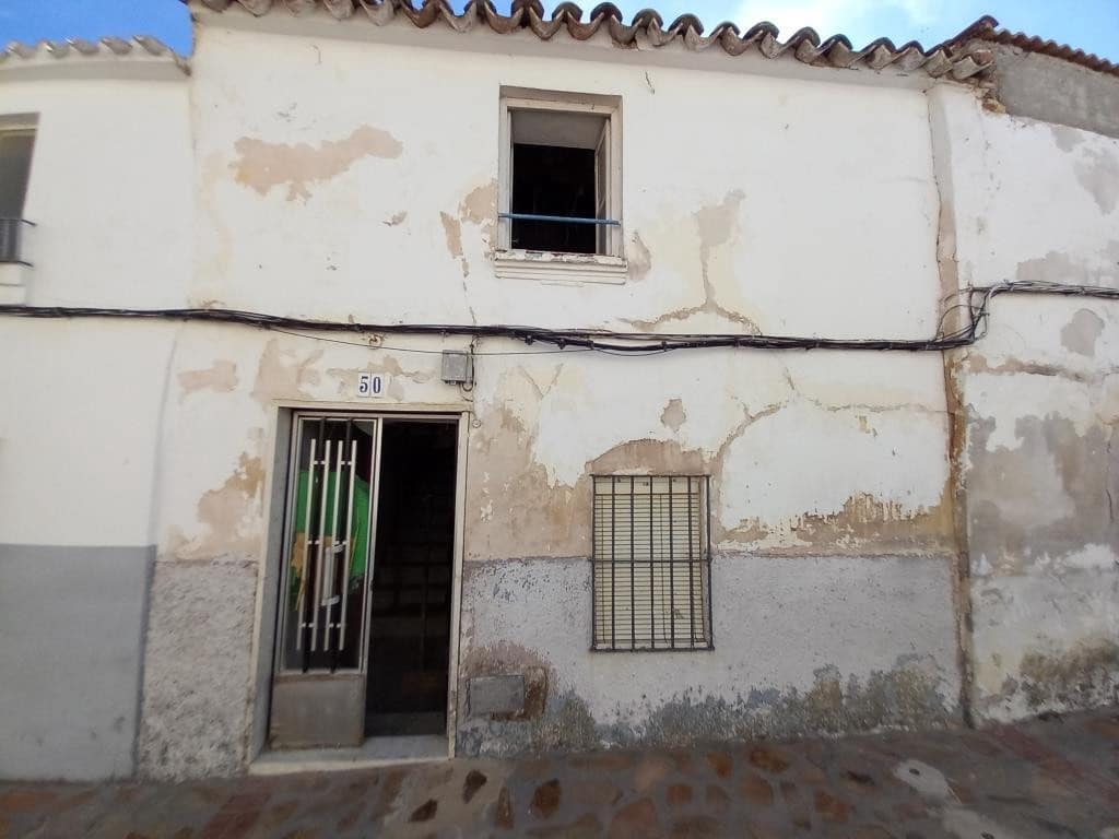 3 bedroom Townhouse for sale in Martos - € 15,000 (Ref: 8563066)