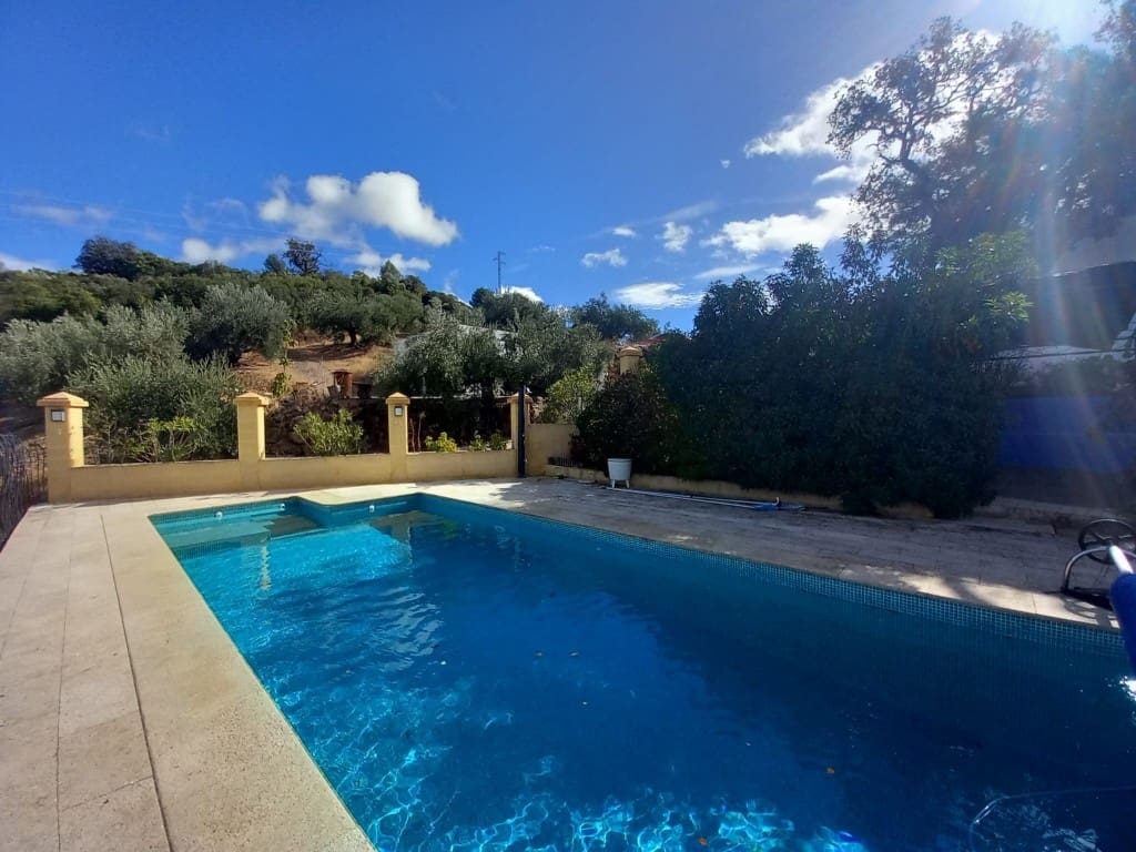 5 soverom Finca/Herregård til salgs i Fuensanta de Martos med svømmebasseng - € 249 000 (Ref: 8581122)