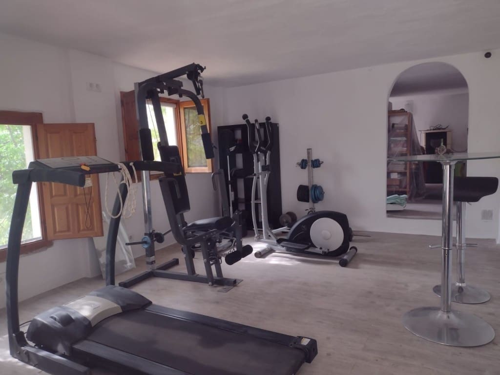 5 soverom Finca/Herregård til salgs i Fuensanta de Martos med svømmebasseng - € 249 000 (Ref: 8581122)