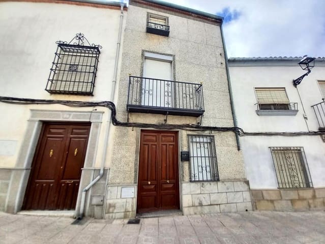 4 bedroom Townhouse for sale in Martos - € 65,000 (Ref: 8701610)