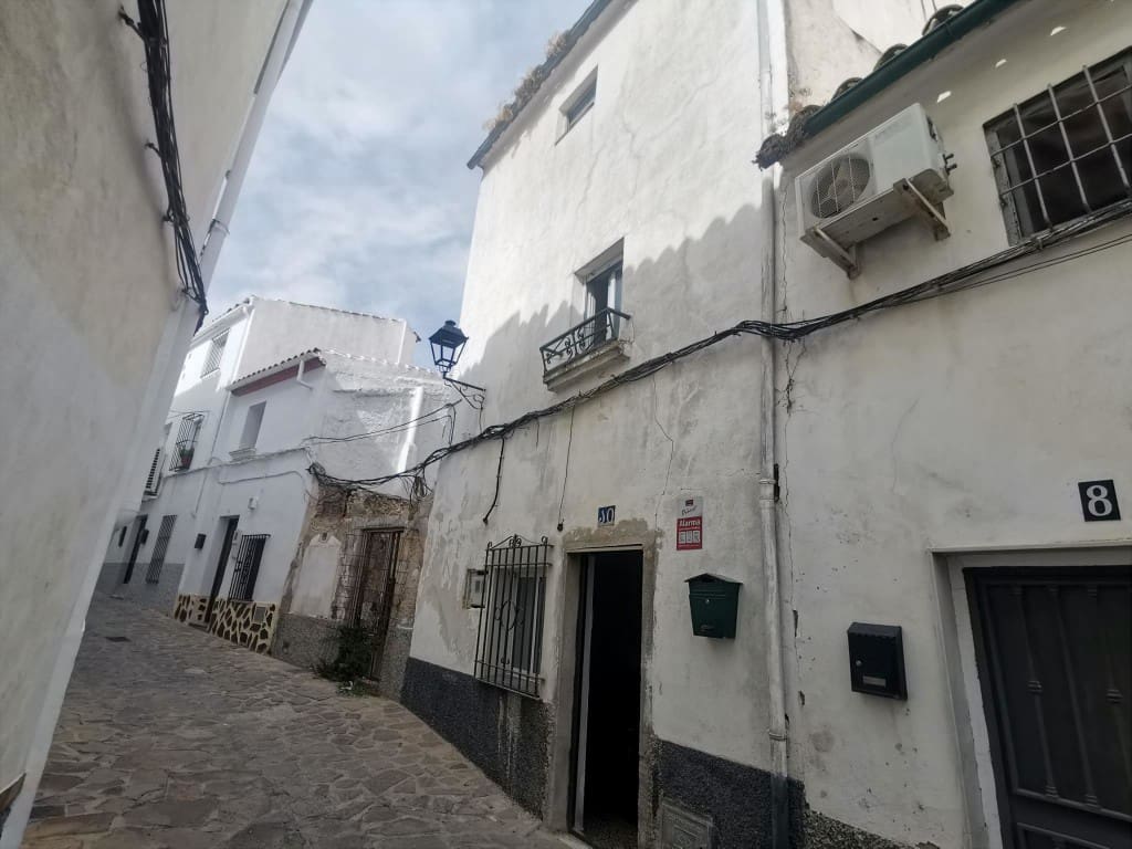 2 quarto Casa em Banda para venda em Martos com piscina - 18 950 € (Ref: 8823366)