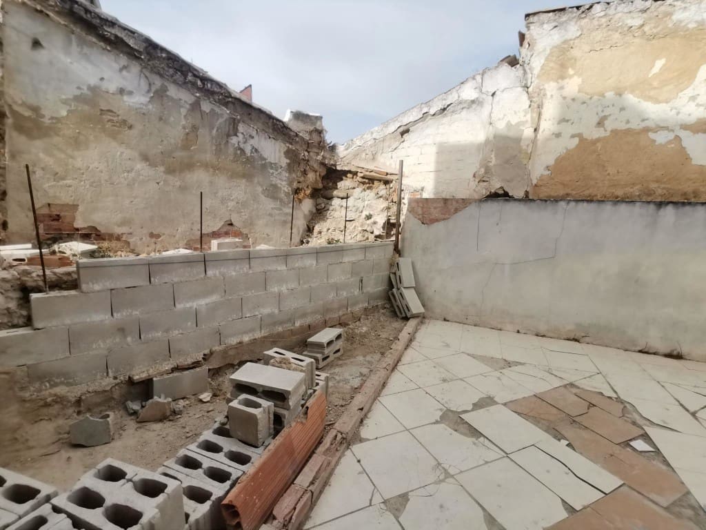 2 quarto Casa em Banda para venda em Martos com piscina - 18 950 € (Ref: 8823366)
