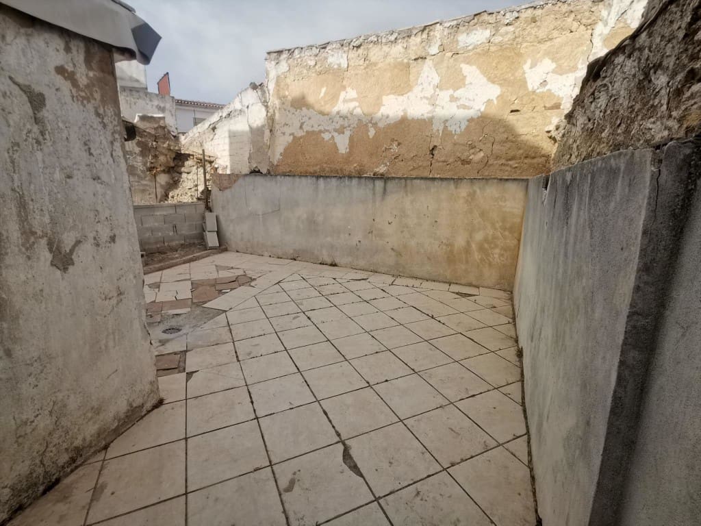 2 quarto Casa em Banda para venda em Martos com piscina - 18 950 € (Ref: 8823366)
